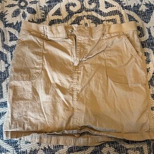 Tan Casual Skirt. Size 14.  Worn several times. Listing #17110